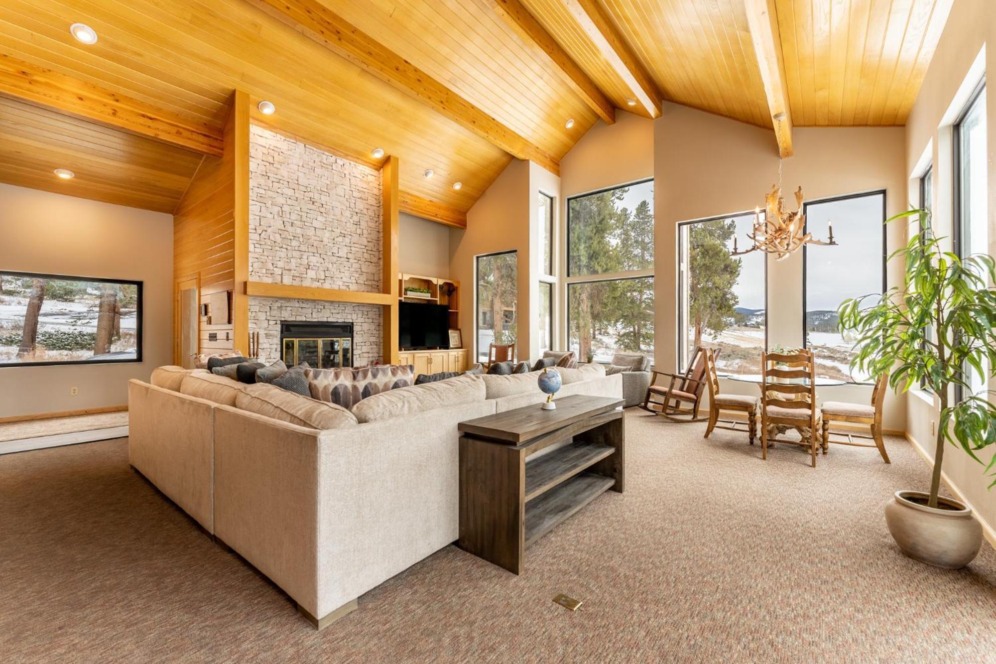 203 Gentian Road Villa Keystone Buitenkant foto